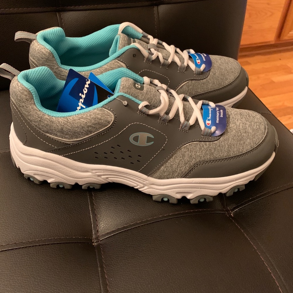 Champions Sneakers